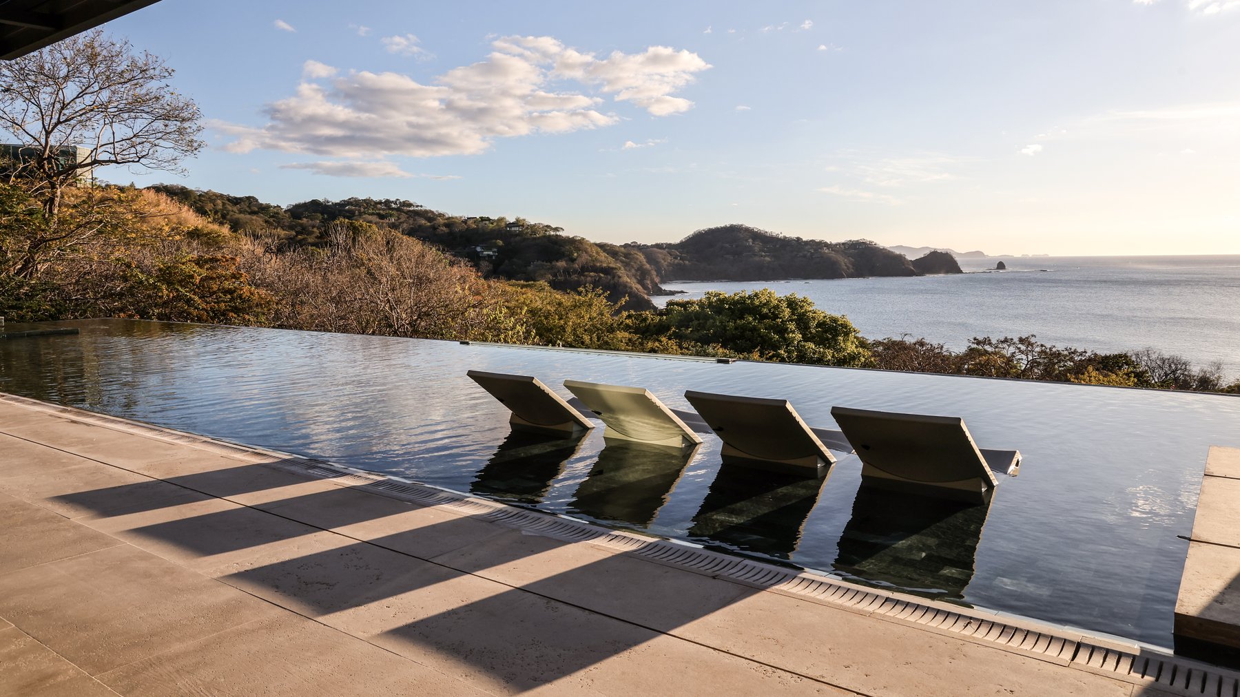 Casa Continuum — residential architecture, Peninsula Papagayo, Costa Rica